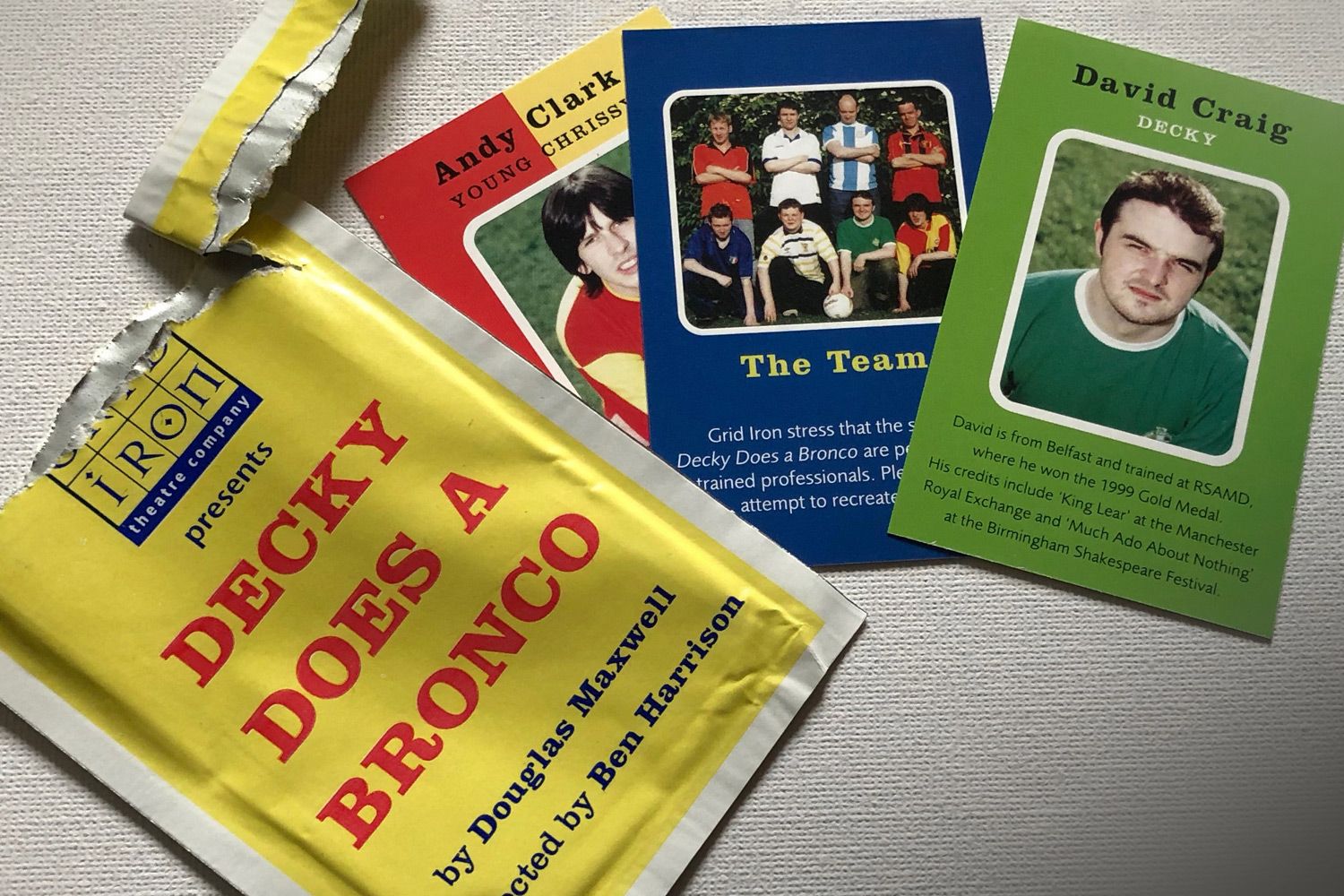 Decky Does a Bronco (2000) - Football cards