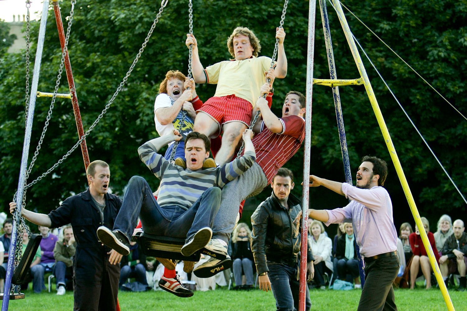 Decky Does a Bronco (2010) - photo